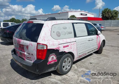 2006 Kia Sedona Ex/Lx z USA, uszkodzony, nr VIN KNDMB233266040521